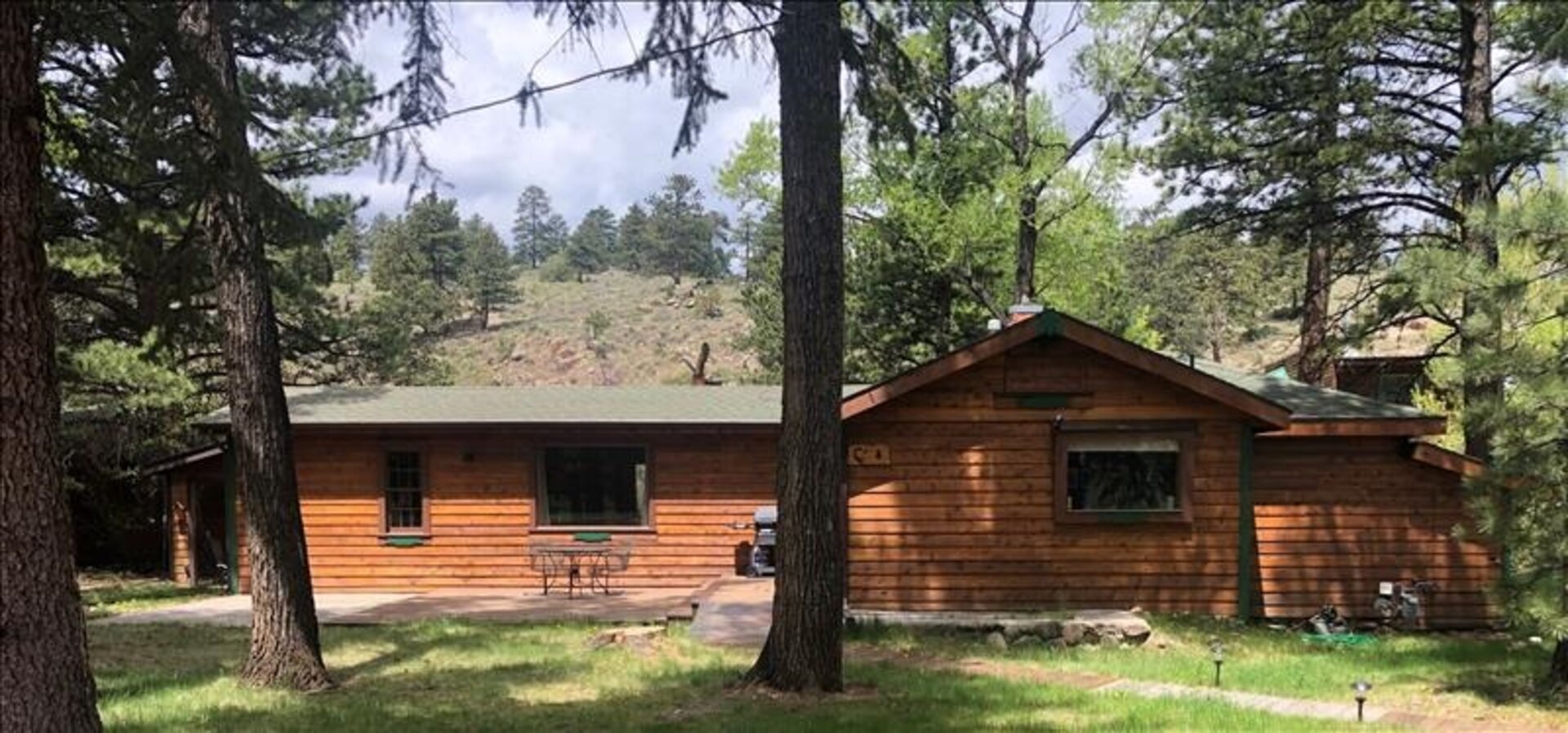 Cabin from the front