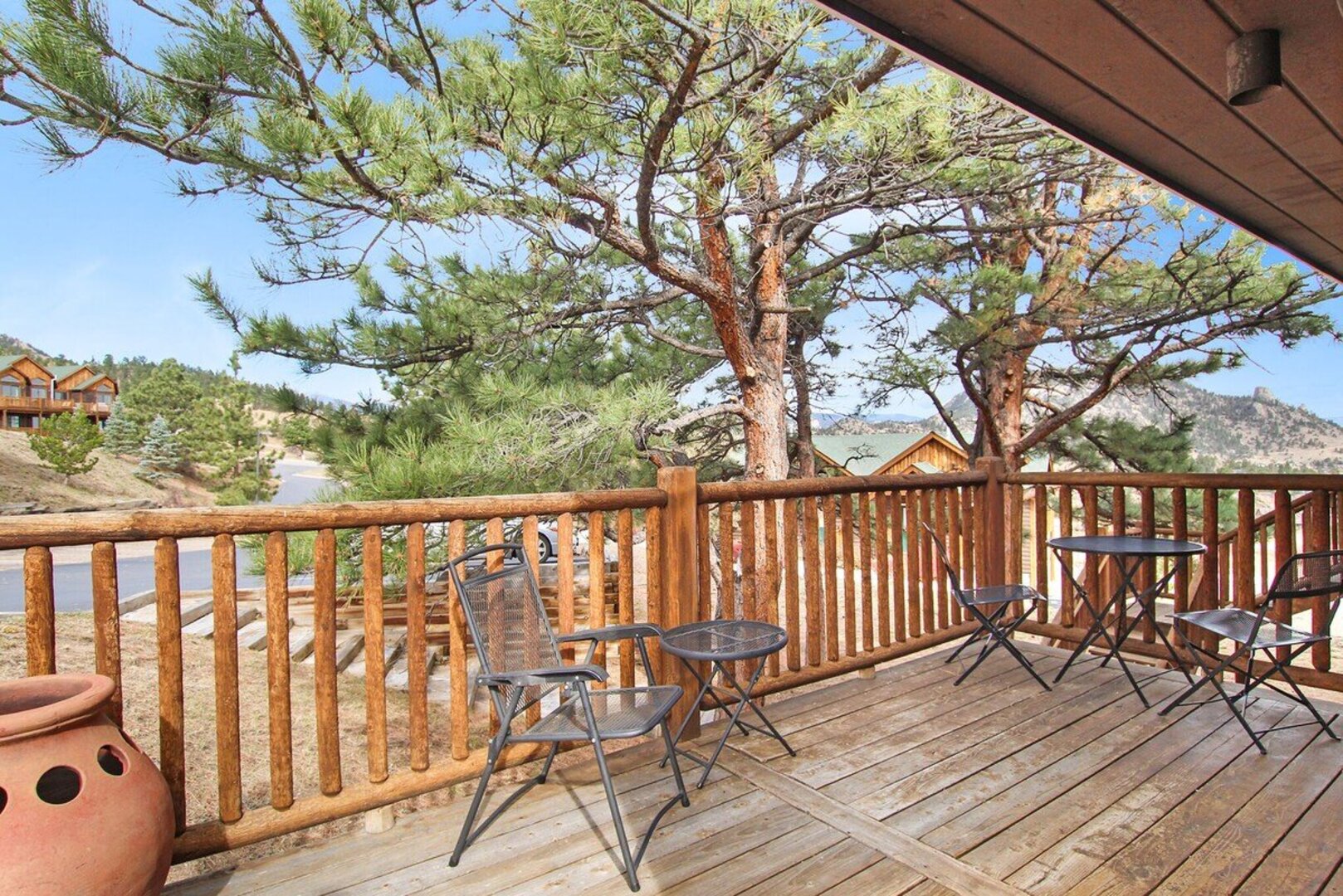 Enjoy the front deck
